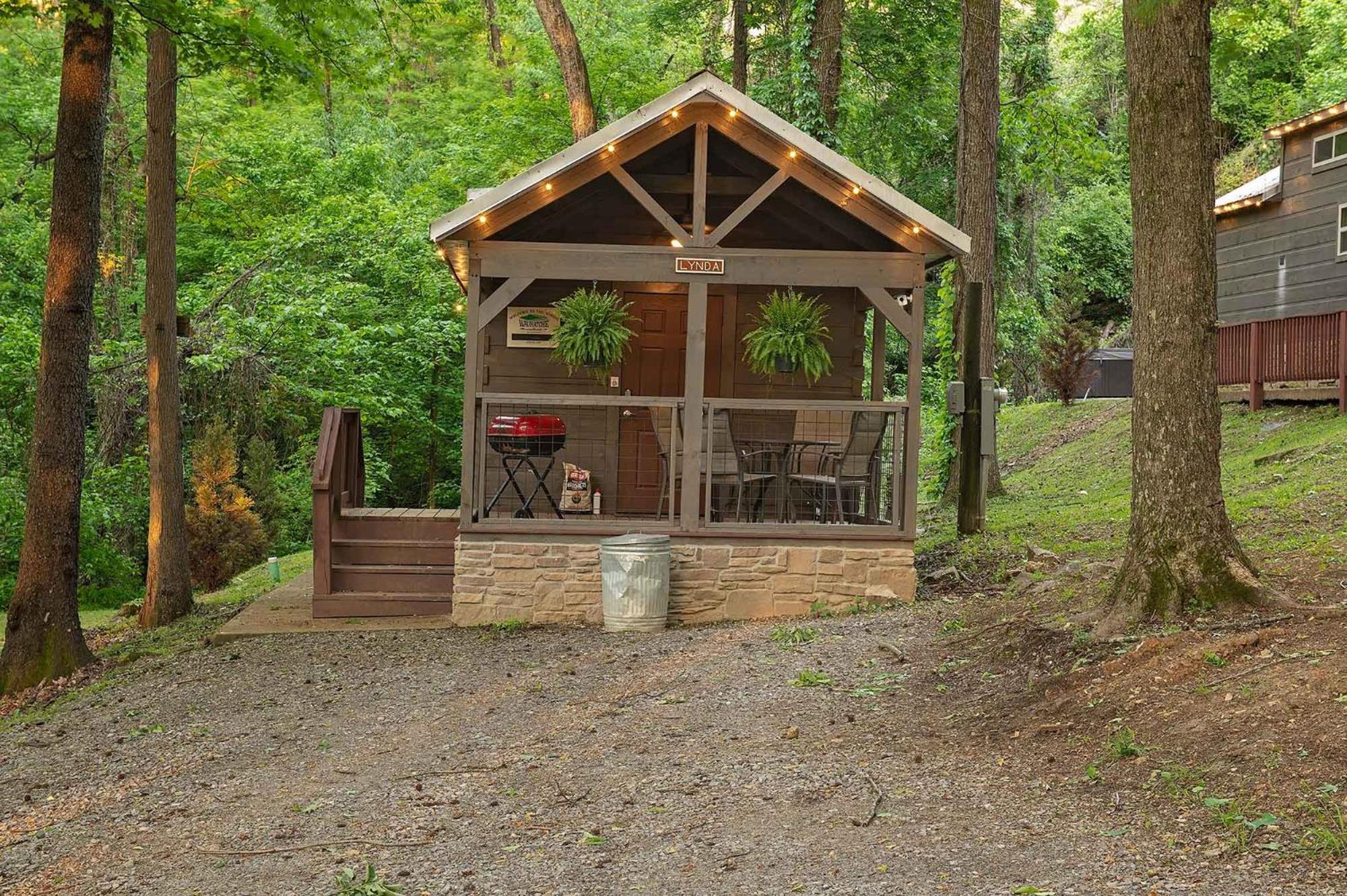 Tiny Cabin Village Private Hot Tub Lynda Cabin Chattanooga Exterior foto